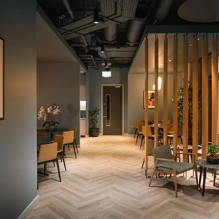 Apartment Large Luxurious In 18 *