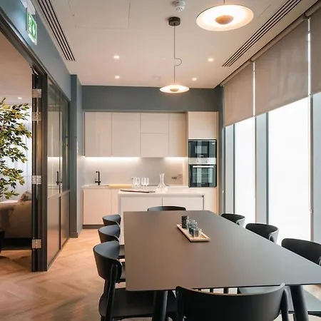 Apartment Large Luxurious In 18 Dublin